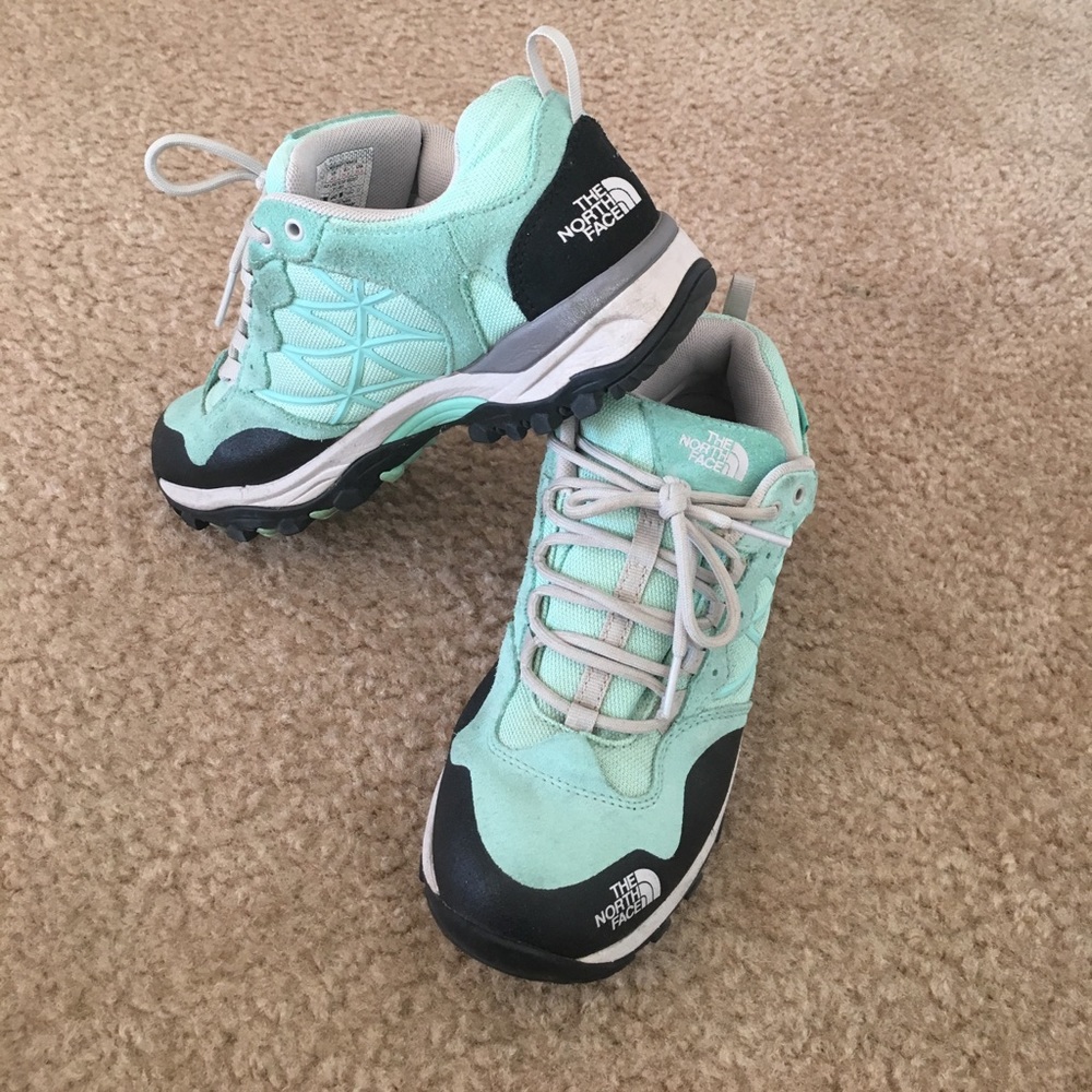 outdoor hiking shoes6.5